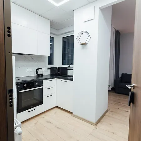 2-237 In Warsaw, Rc Bliska Wola Tower, 29 Marcina Kasprzaka, Petrovdom ורשה