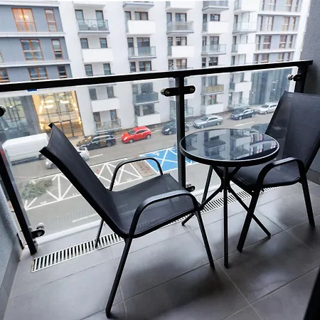 2-237 In Warsaw, Rc Bliska Wola Tower, 29 Marcina Kasprzaka, Petrovdom * ורשה