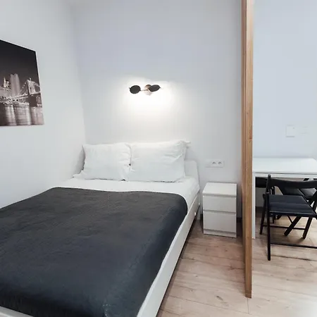 2-237 In Warsaw, Rc Bliska Wola Tower, 29 Marcina Kasprzaka, Petrovdom *